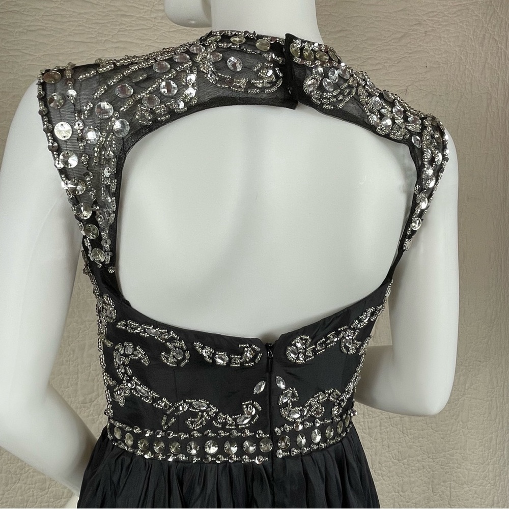 🔥Diamond Crystal Bead Accent Sleeveless A-line Full Maxi Party Formal Gown - Picture 8 of 17